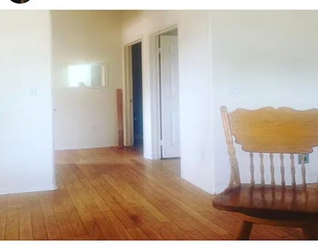 Foto del edificio - 8960 Camellia Ct