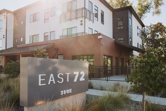 Entryway/Office - East 72