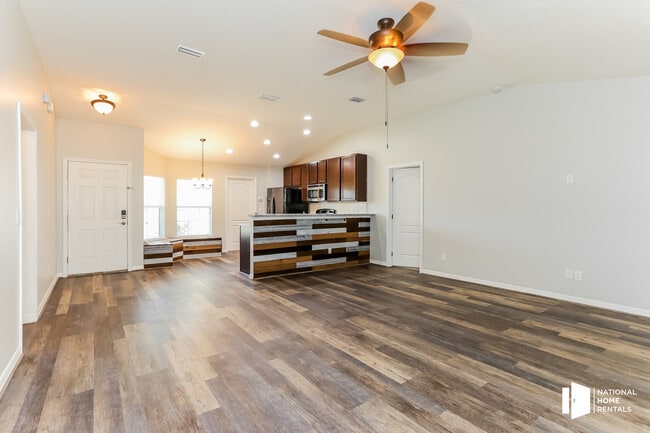 Building Photo - 86124 Venetian Ave