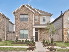 Building Photo - 2206 Bridgeport Path Dr