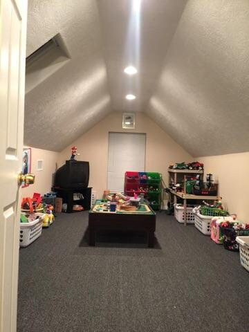 Building Photo - 7700 Oakmont Dr