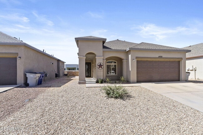 Building Photo - 14828 Tierra Escape Ave