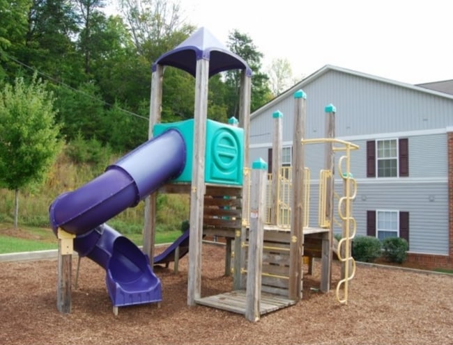 Building Photo - 1130 Ridge Rd