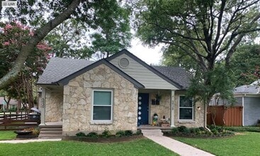 Building Photo - 5928 Penrose Ave