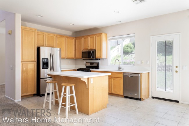 Foto del edificio - 3 br, 2.5 bath House - 719 Camino Magnifico