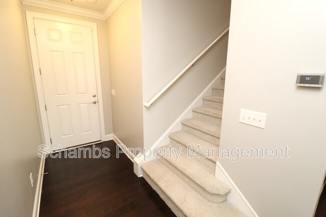 Building Photo - 410 Boscawen Ln