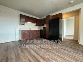Building Photo - 1602 Brookside Dr