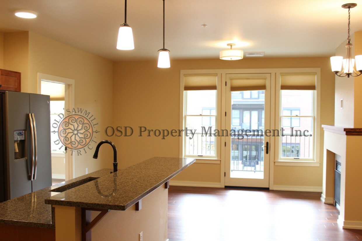 Primary Photo - Polleys Square Luxury Condo For Rent
