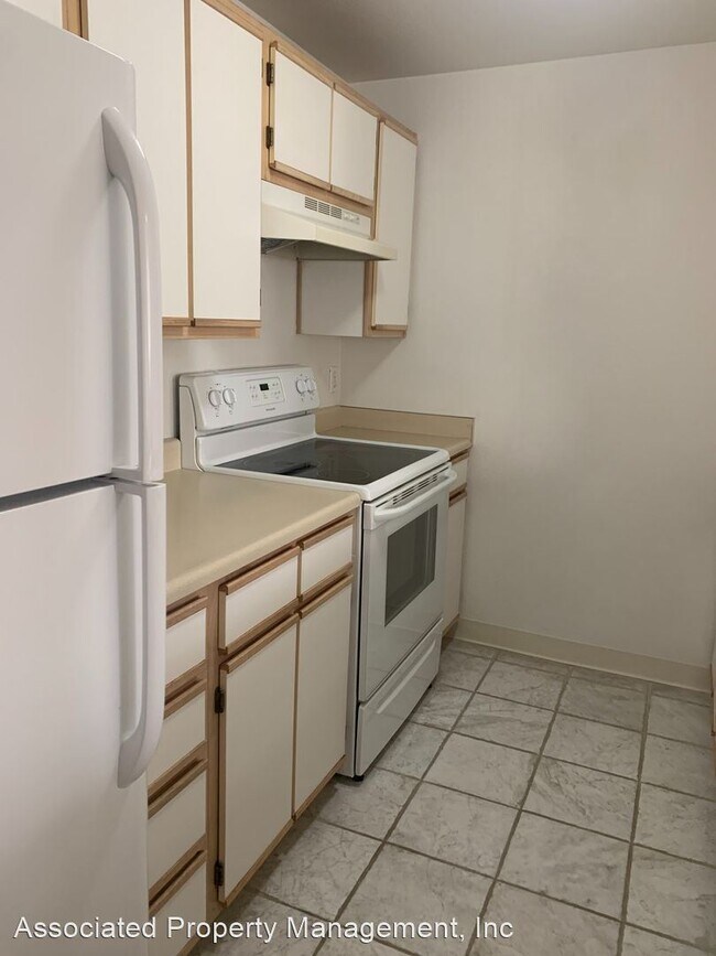 Foto del edificio - 2 br, 2 bath House - 6048 SE Drake St #114