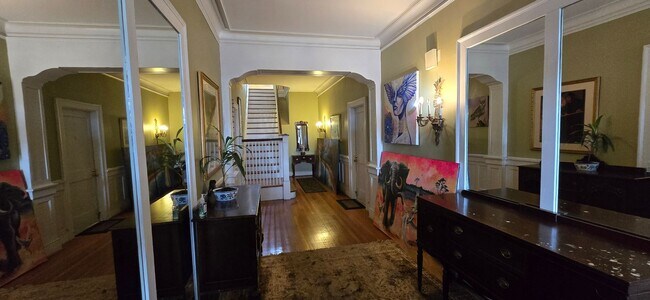 Foto del edificio - 643 Holly Ave NW