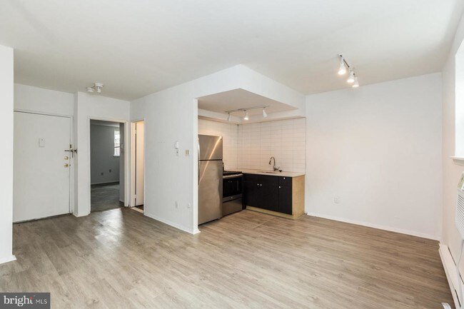 Foto del edificio - 3221 Powelton Ave