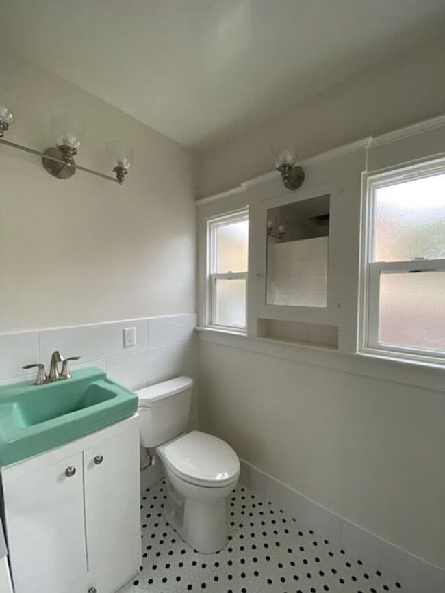 Building Photo - Cottage In Heart of North Park w/ A/C and ...