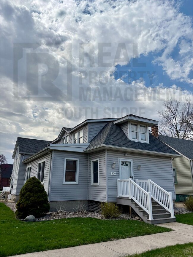 Building Photo - 430 Keilman St