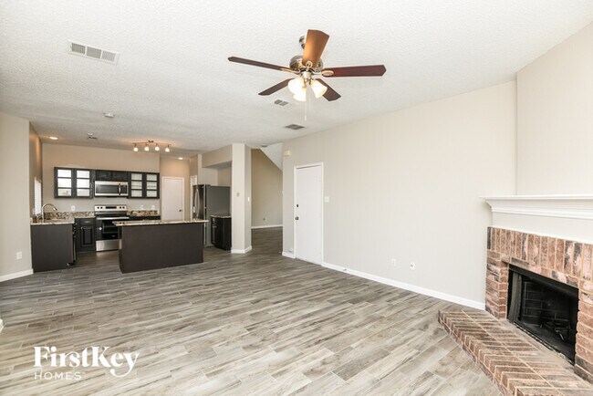 Foto del edificio - 6706 Smallwood Dr