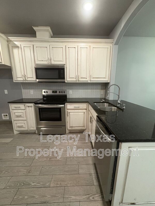 Foto del edificio - 216 Cleveland St