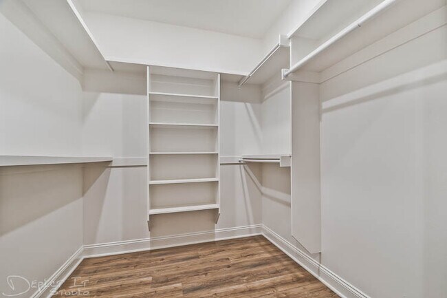 Building Photo - 234 Turnberry Ct