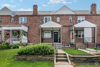 Building Photo - 607 Ponca St