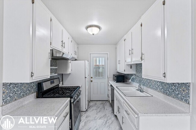 Foto del edificio - 253 17th St