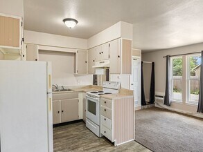 Building Photo - 3041 Sumac St