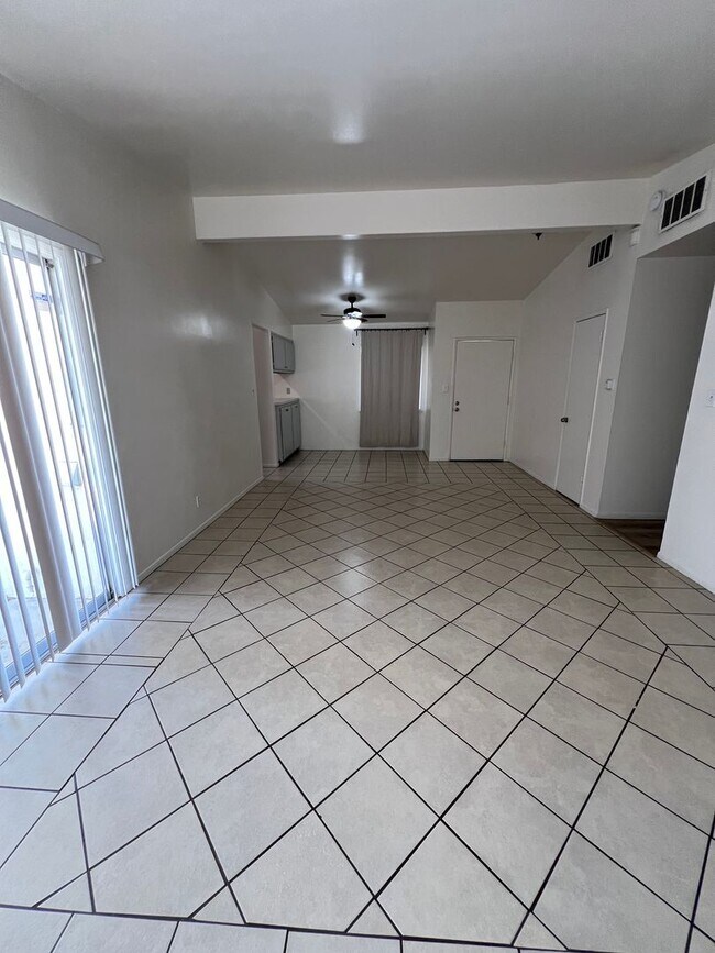 Foto del edificio - (APPLICATION PENDING) West Lancaster Home