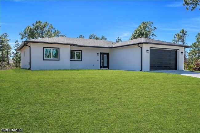 Building Photo - 1142 Dutchess St E