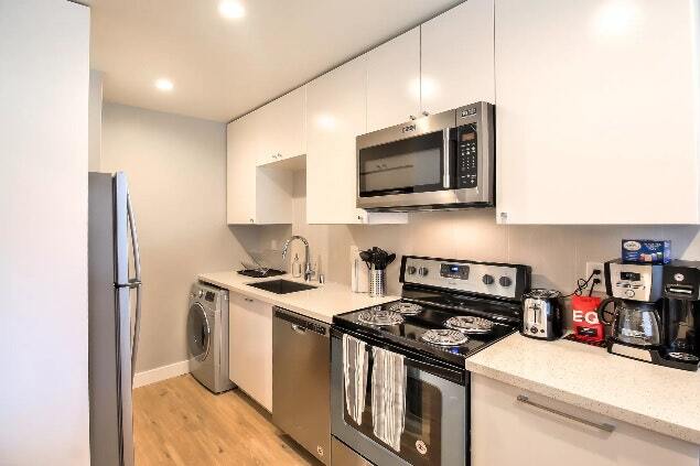 Building Photo - 988 East El Camino Real, Unit 990-3