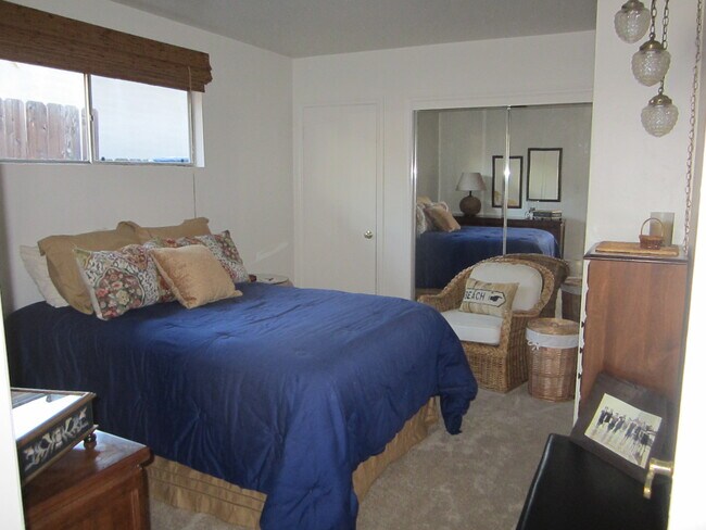 Foto del edificio - 655 Pomona Ave