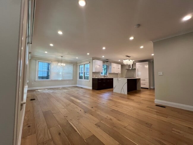 Foto del edificio - 23 Winslow Rd