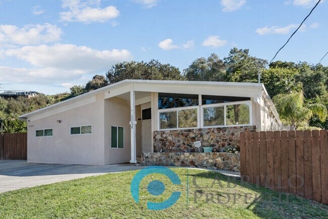 Foto del edificio - Gorgeous 5bd/3ba house walking distance to SDSU w/ Pool