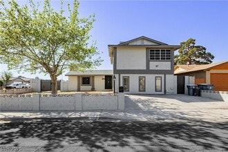 Building Photo - 3969 Manford Cir