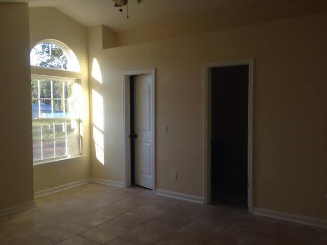 Foto del edificio - 239 Pecan Pointe Rd E