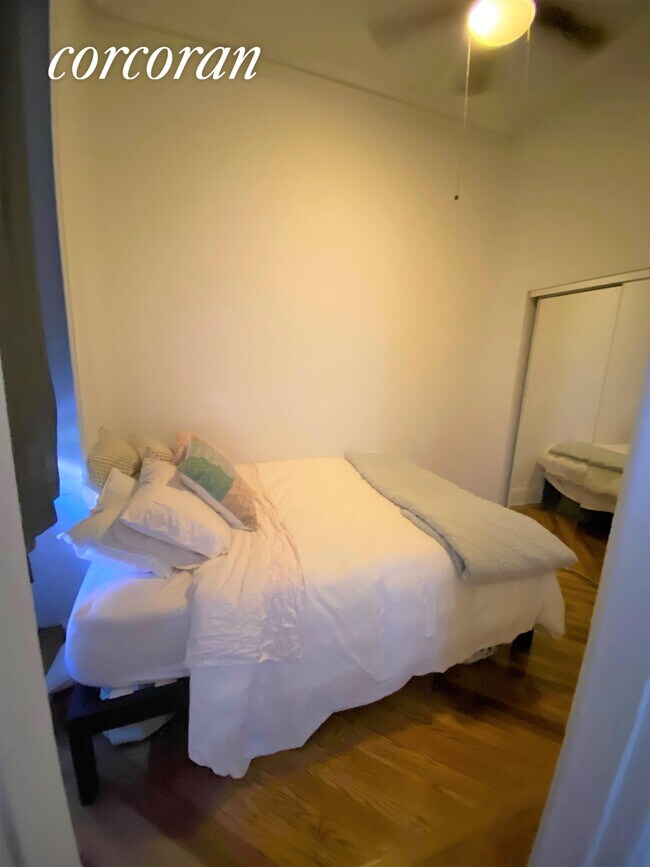 Foto del edificio - 108 Montague St