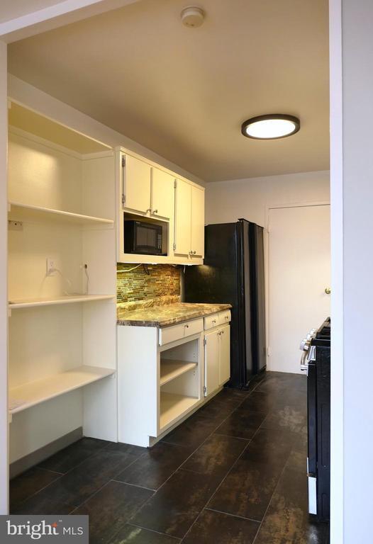 Foto del edificio - 6631 Wakefield Dr