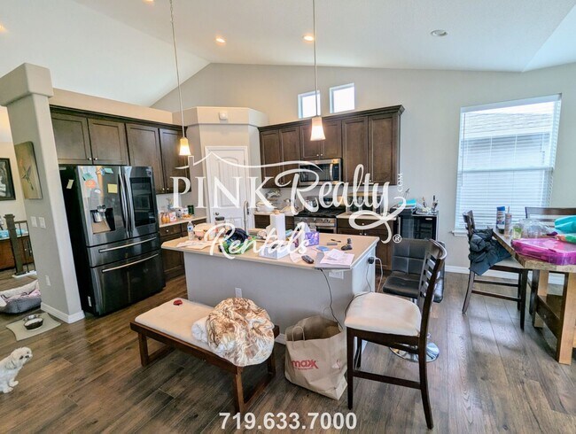 Building Photo - 3286 Golden Meadow Way
