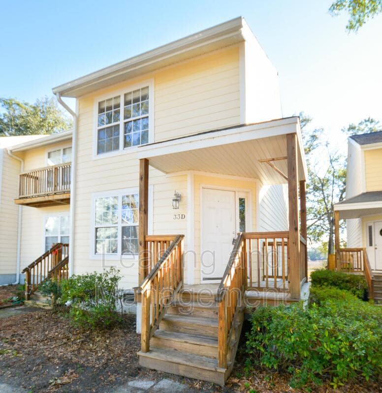 Primary Photo - 33 Brockman Dr