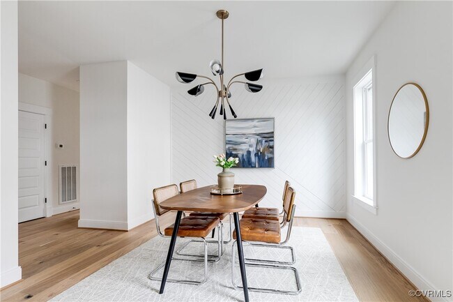 Foto del edificio - 3412 W Franklin St
