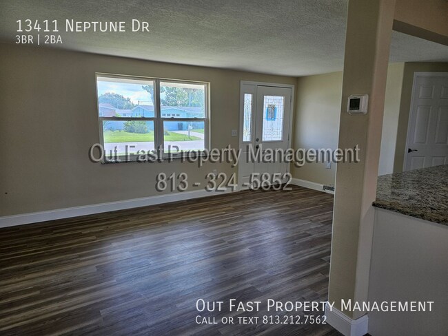 Foto del edificio - 13411 Neptune Dr