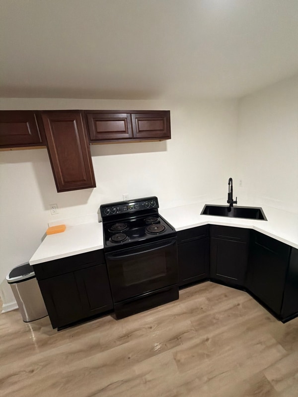 Building Photo - 718 Lamanche St