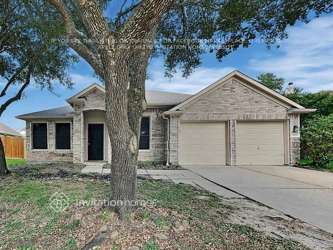 Primary Photo - 18115 Water Mill Dr
