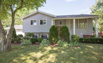 Building Photo - 5001 Sampson Dr