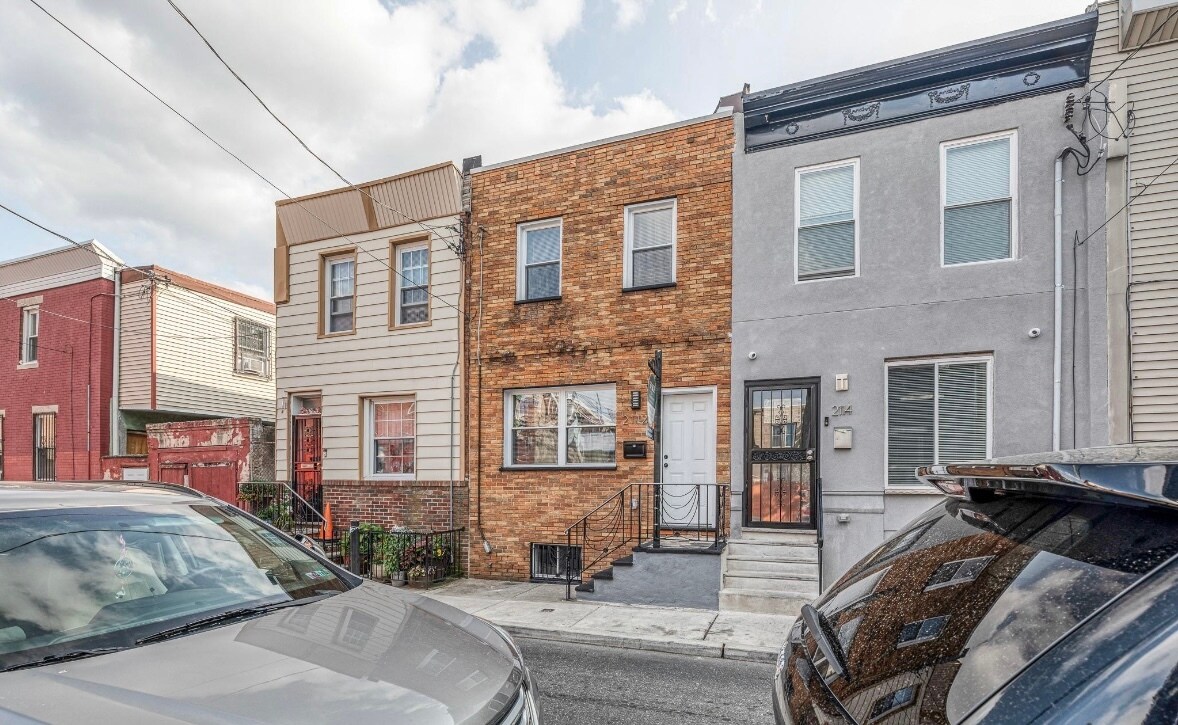2112 Sigel St, Philadelphia, PA 19145 House Rental in Philadelphia
