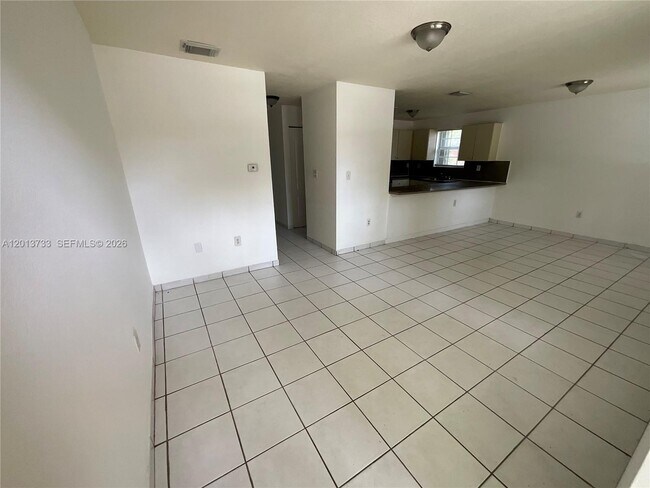 Foto del edificio - 209 NE 141st St