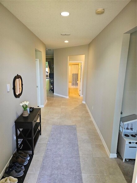 Building Photo - 1201 Custer Bayou St