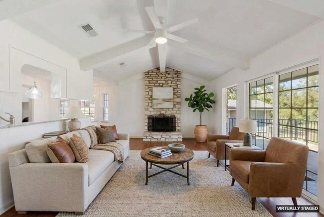 Foto del edificio - 142 Lake Shore Dr