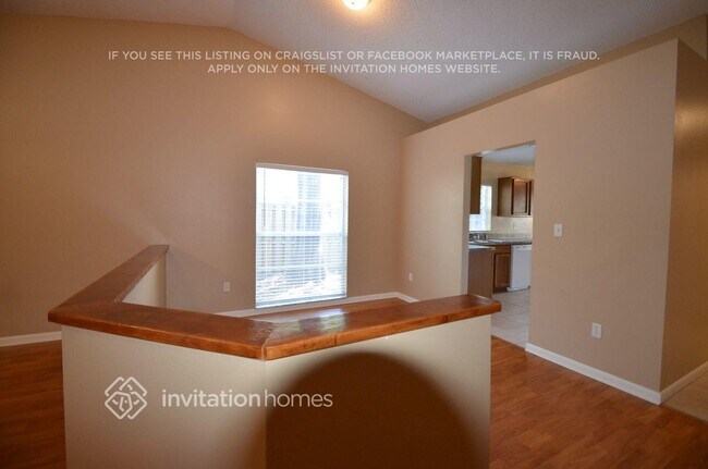 Foto del edificio - 8803 Hampden Dr