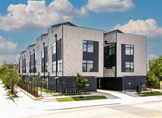 Building Photo - 430 E 8th St