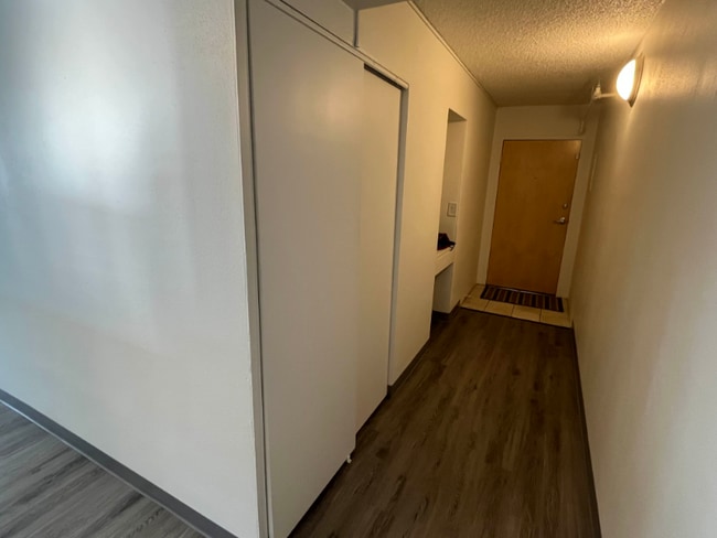 Building Photo - 1080 Patterson St