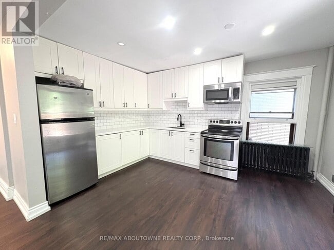 Photo du bâtiment - 19 Proctor Blvd