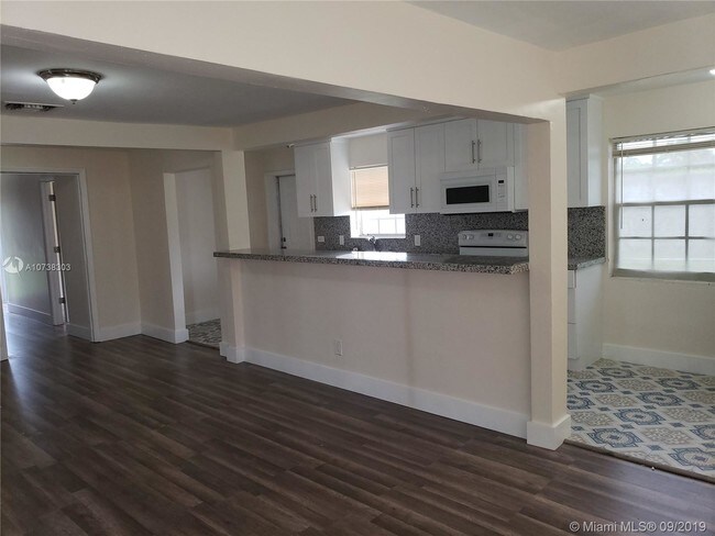 Foto del edificio - 3266 NW 35th St