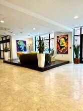 Building Photo - Redwood Place